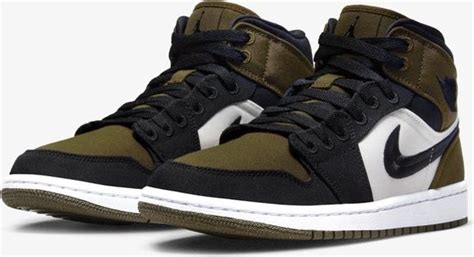 Air Jordan 1 maat 41 